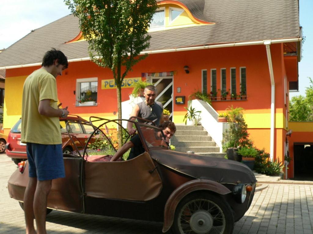 Penzion Leamy Rokycany Esterno foto